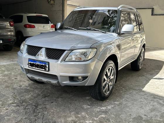 MITSUBISHI PAJERO TR4 2.0 4X2 16V 140CV FLEX 4P AUTOMÁTICO MITSUBISHI PAJERO TR4 2.0 4X2 16V 140CV FLEX 4P AUTOMÁTICO